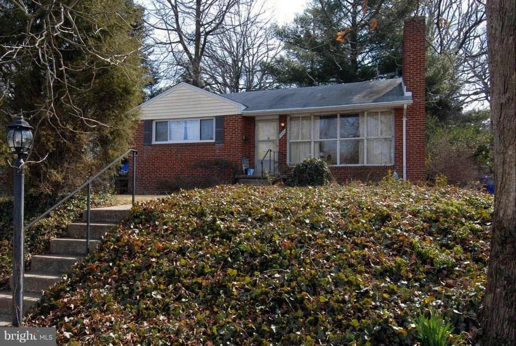 Photo of 10313 HAYWOOD DRIVE