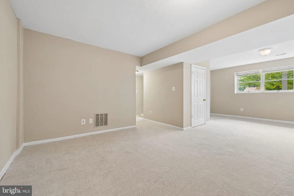 Photo of 15922 EDGEWOOD DRIVE