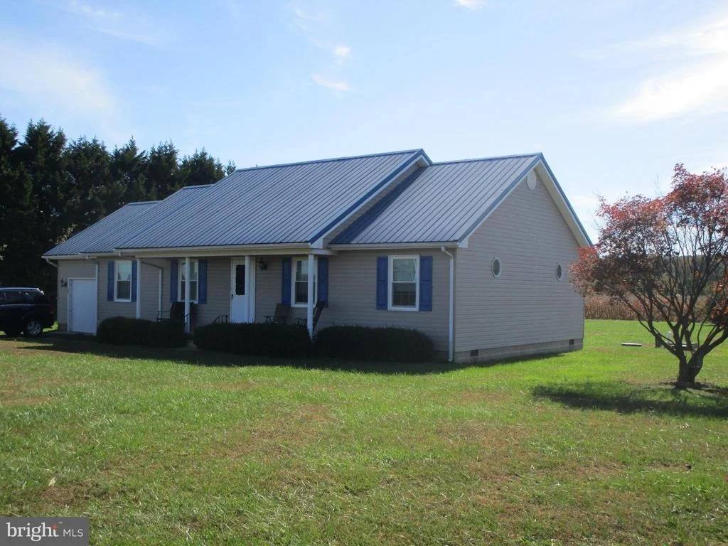 Photo of 1672 VERNON ROAD