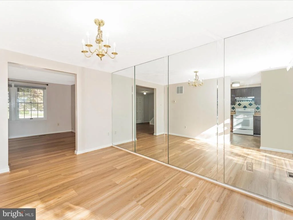 Photo of 158 STONEGATE DRIVE