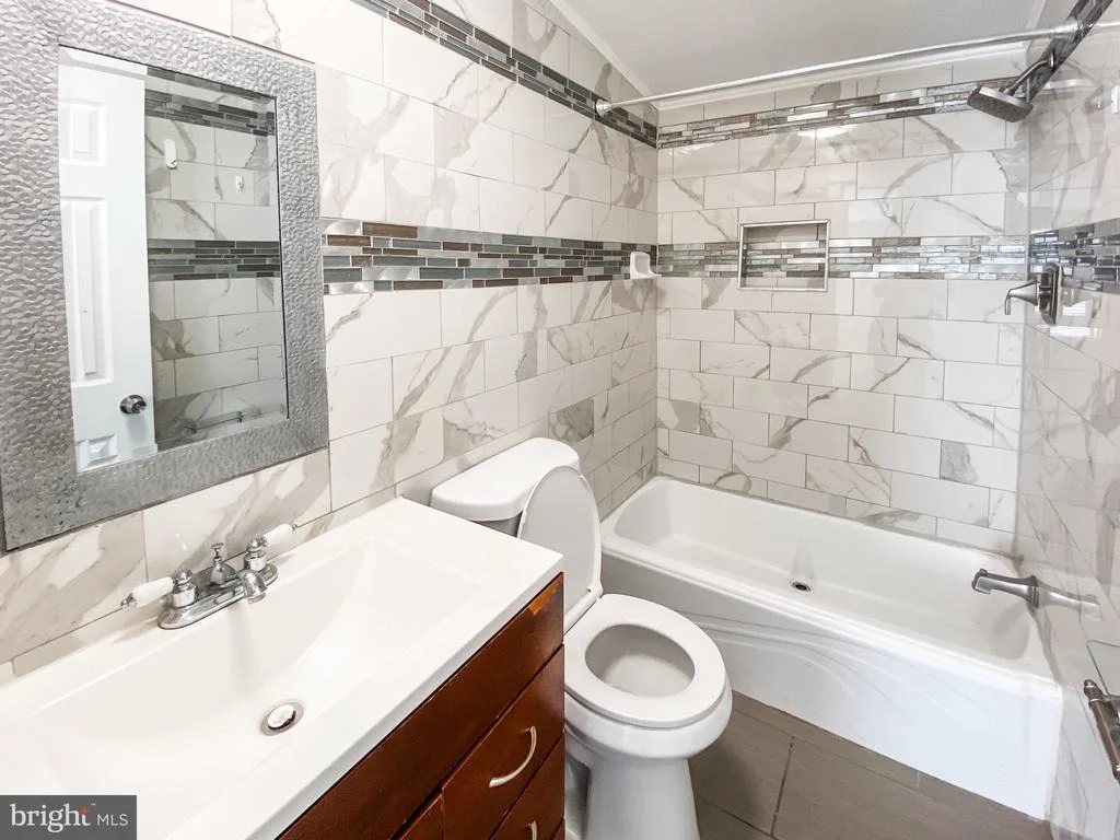 Photo of 210 5TH STREET