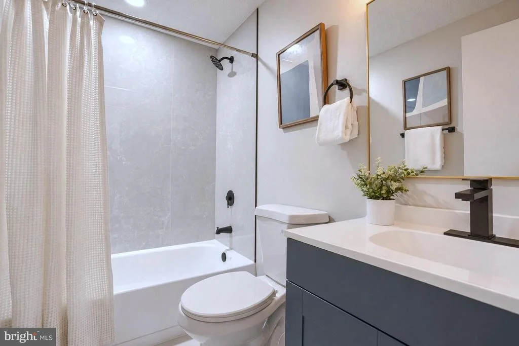 Photo of 8706 MISSION ROAD