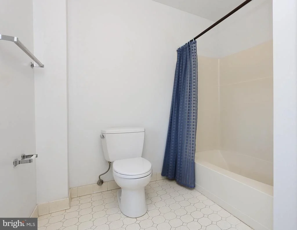 Photo of 18009 EDNOR VIEW TERRACE