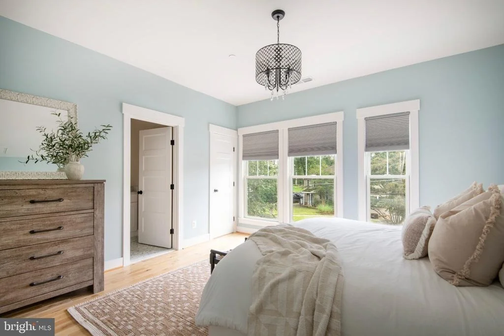 Photo of 108 CRESSTON ROAD