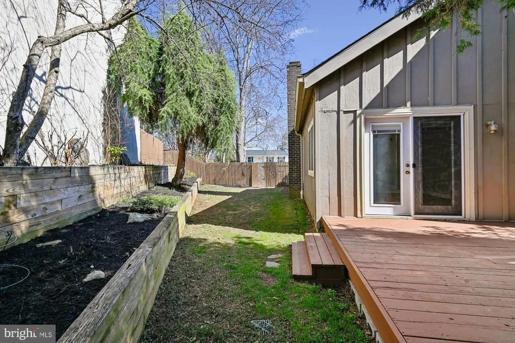 Photo of 5106 THUNDER HILL ROAD
