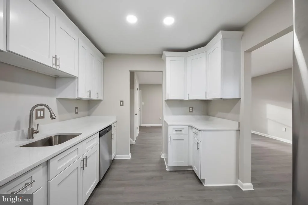 Photo of 8516 CAVALRY LANE