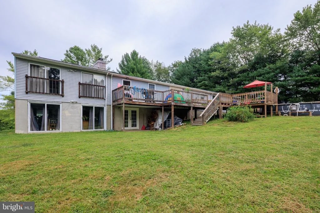Photo of 1045 DOYLE ROAD