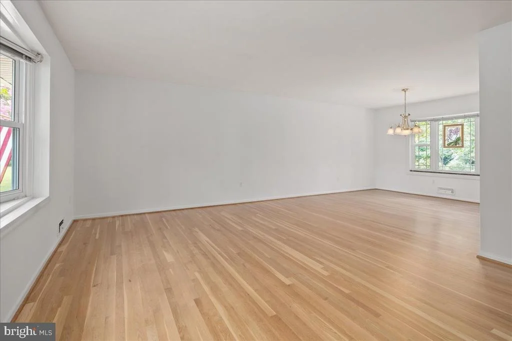Photo of 9210 CHERRYTREE DRIVE