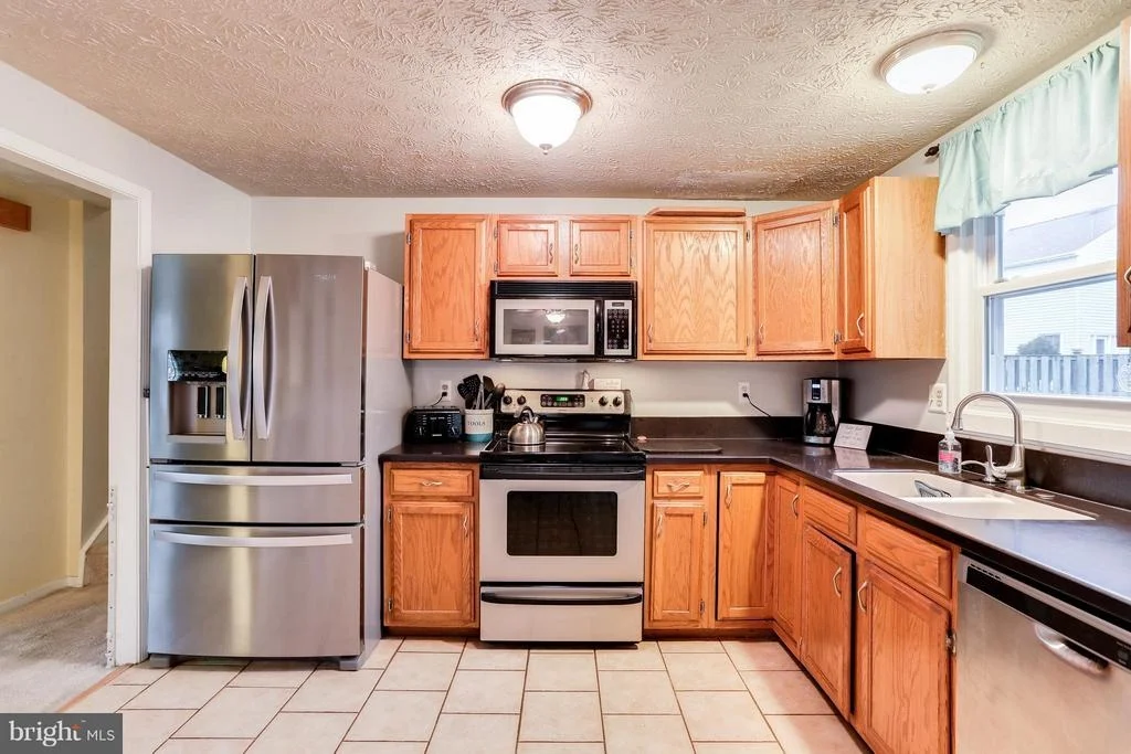 Photo of 1179 AVONDALE COURT