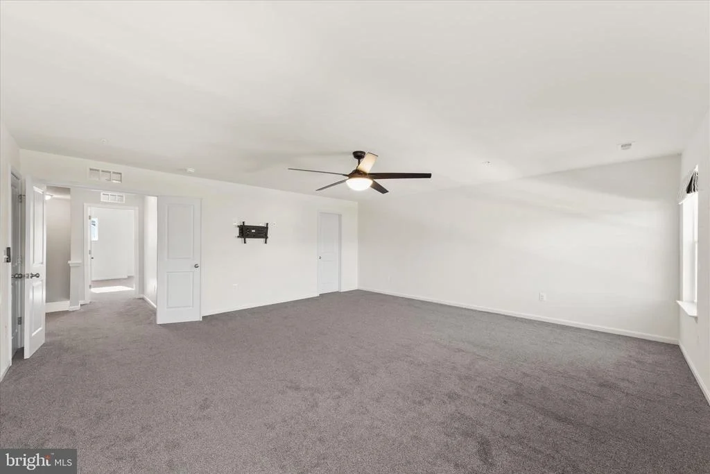 Photo of 5559 TRAFALGAR CIRCLE