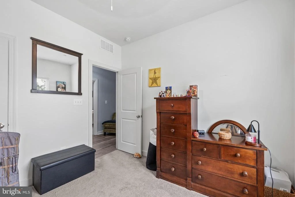 Photo of 145 REGULATOR DRIVE N