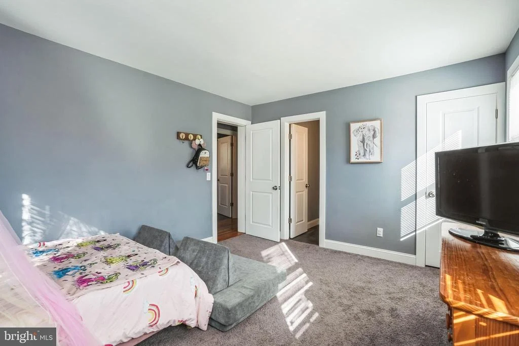 Photo of 2709 COX NECK ROAD