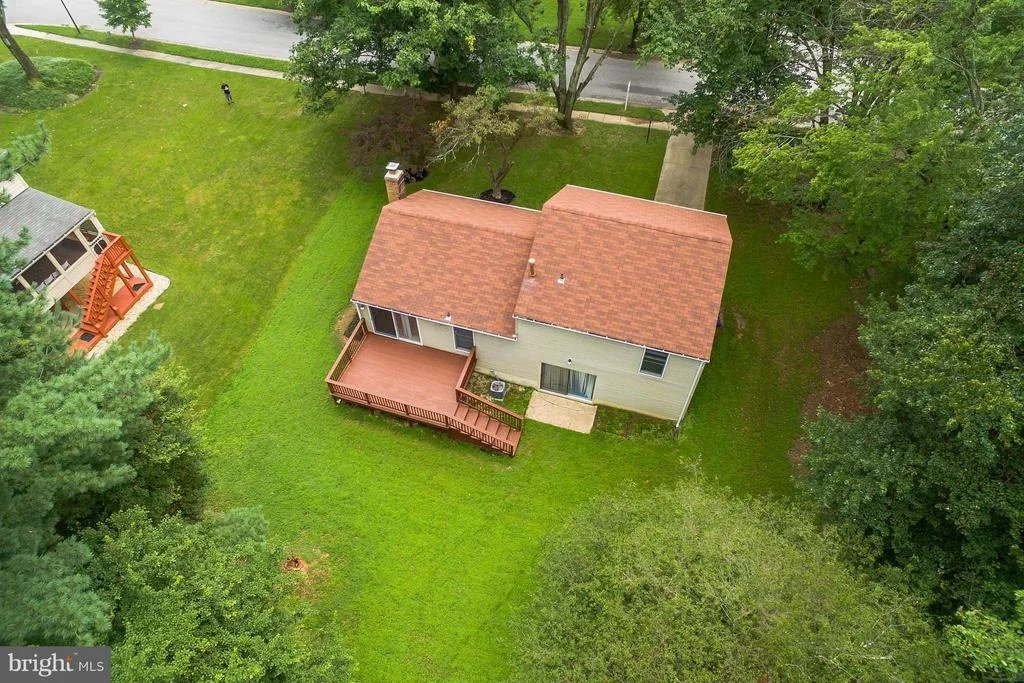 Photo of 6017 RIVER MEADOWS DRIVE