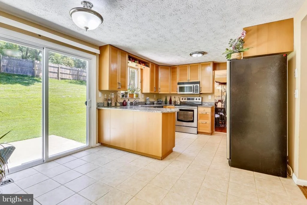 Photo of 1423 CAVENDISH DRIVE