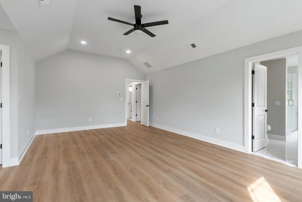 Photo of 21 NAUTILUS DRIVE