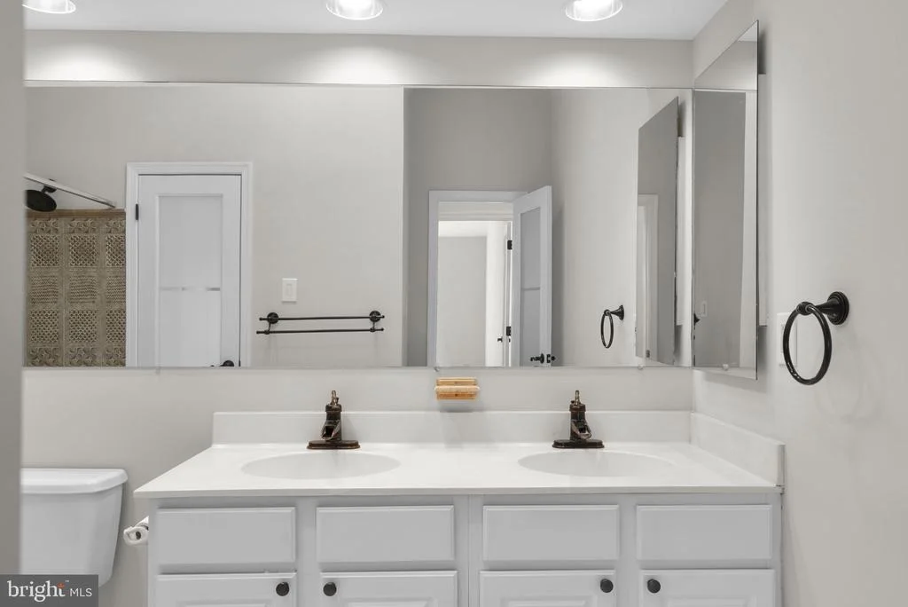 Photo of Unit 31 at 13701 MODRAD WAY