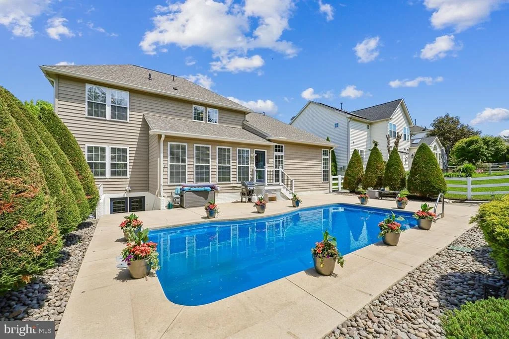 Photo of 503 GLENBROOK DRIVE