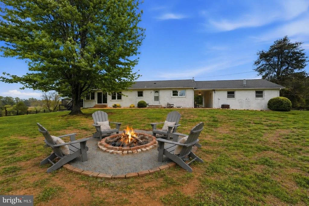 Photo of 481 JAMES CITY ROAD