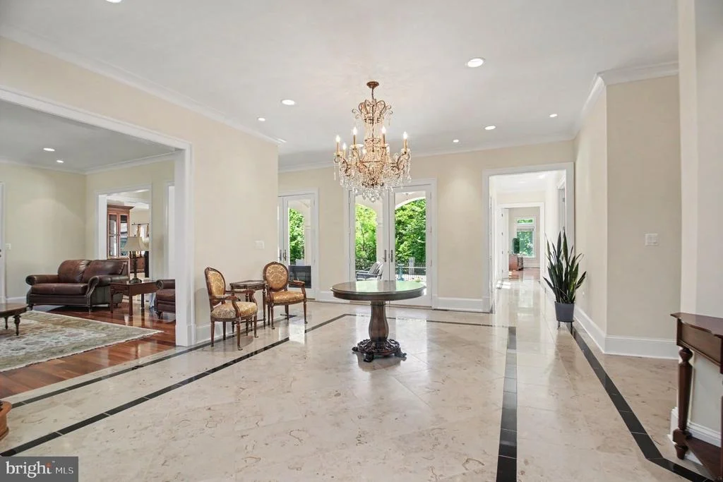 Photo of 5985 SAINT CATHERINES LANE