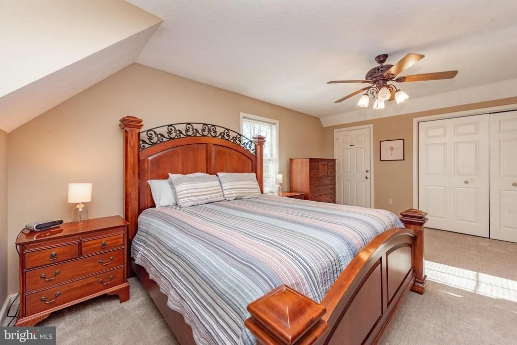 Photo of 2828 GLENDALE ROAD