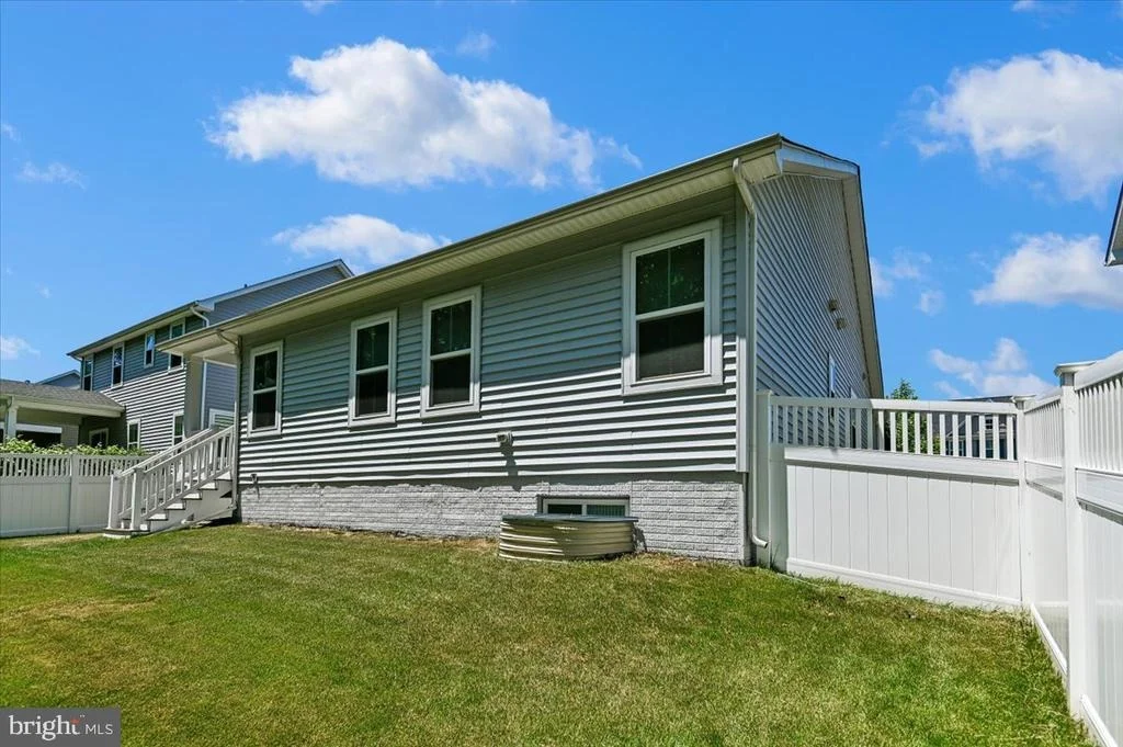 Photo of 2152 NOTTOWAY DRIVE