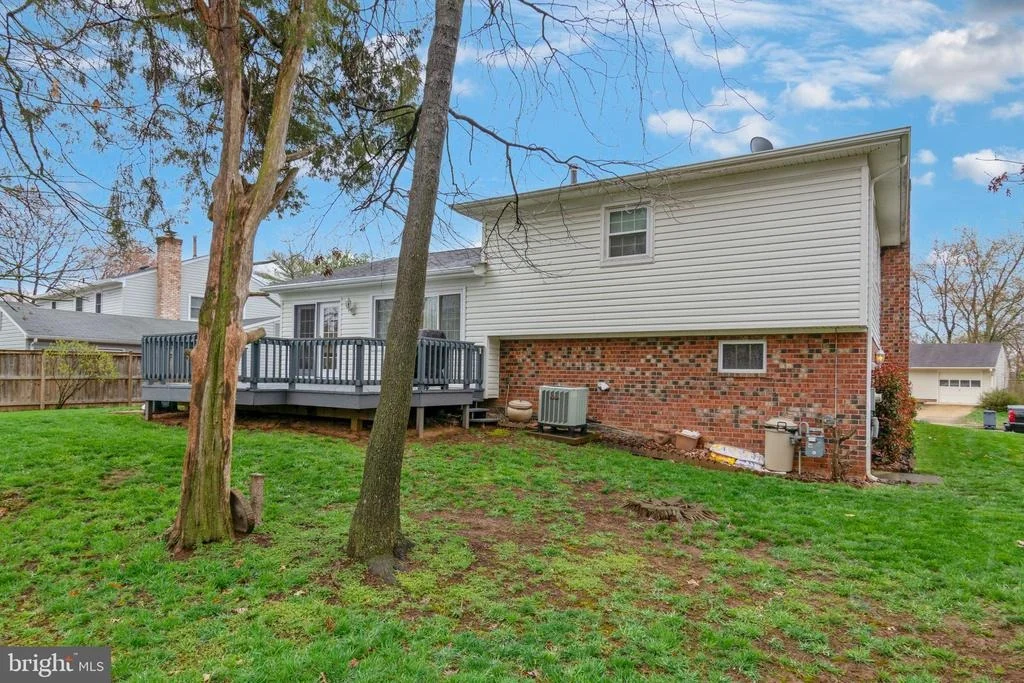 Photo of 9816 GREENVIEW LANE