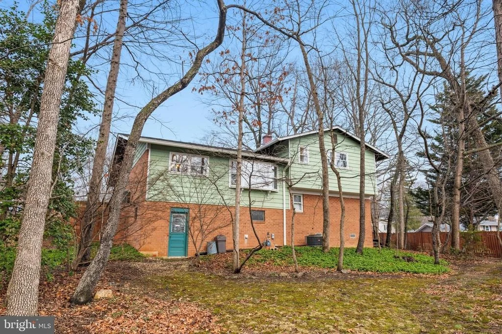 Photo of 11705 DEVILWOOD COURT