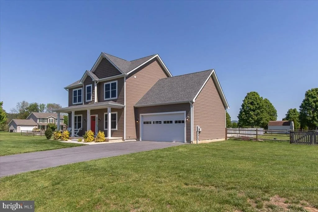 Photo of 31 HILYARD CIRCLE S