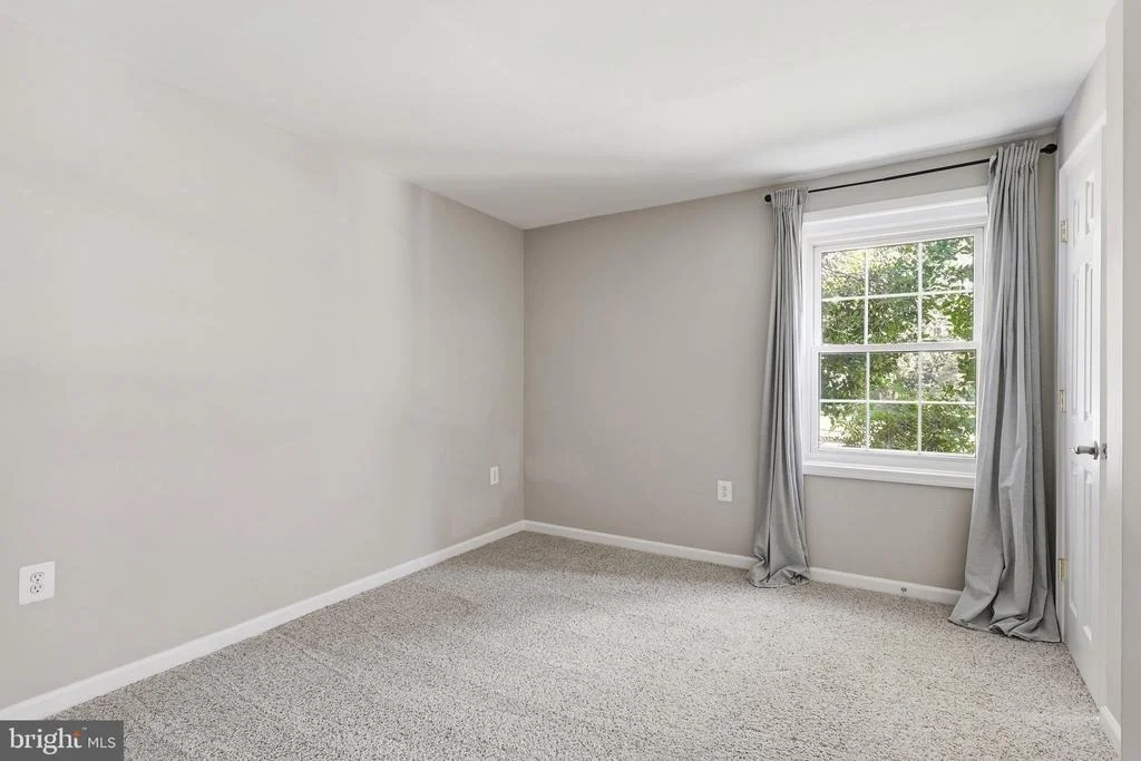 Photo of 5215 LIGHTHORNE ROAD