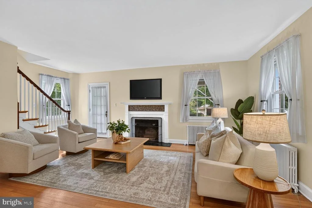 Photo of 2030 LANIER DRIVE