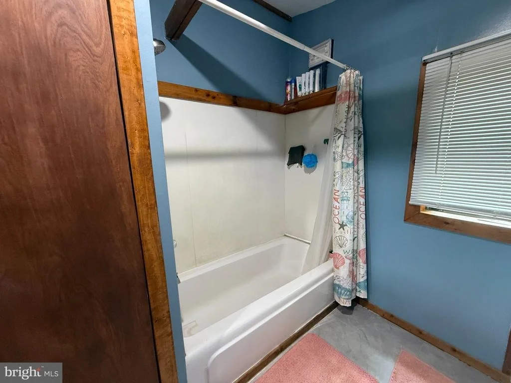 Photo of 47 BEECH ISLAND