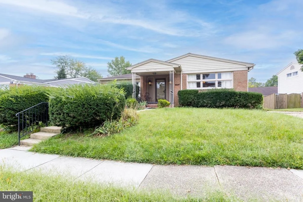 Photo of 2509 HAL CIRCLE