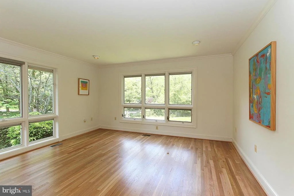Photo of 6950 DUNCRAIG COURT