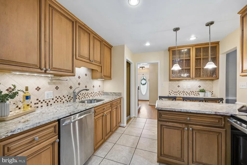 Photo of 1121 TANLEY ROAD