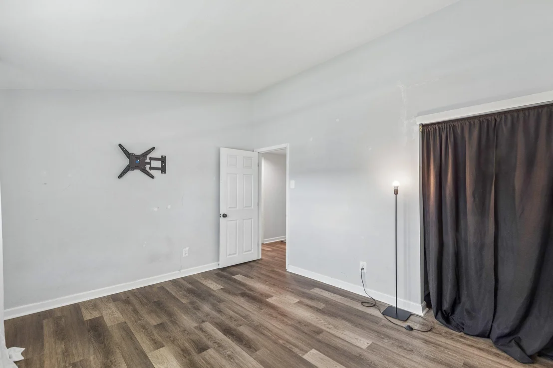 Photo of 35 INDIAN QUEEN LANE