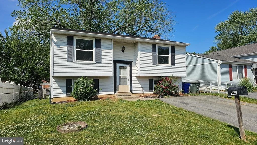 Photo of 387 PROSPECT BOULEVARD