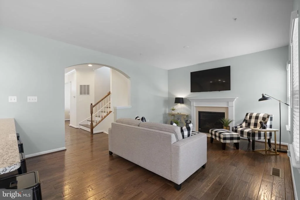 Photo of 4709 PULLER DRIVE