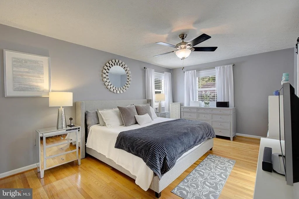 Photo of 1164 OAK VIEW DRIVE
