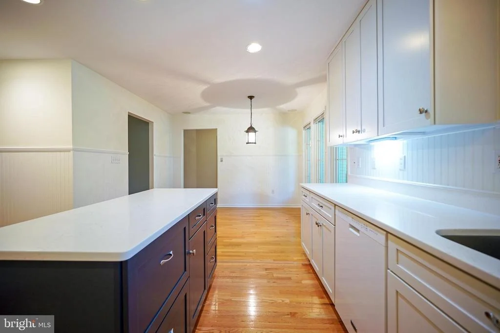 Photo of 72 GAINSBOROUGH DRIVE