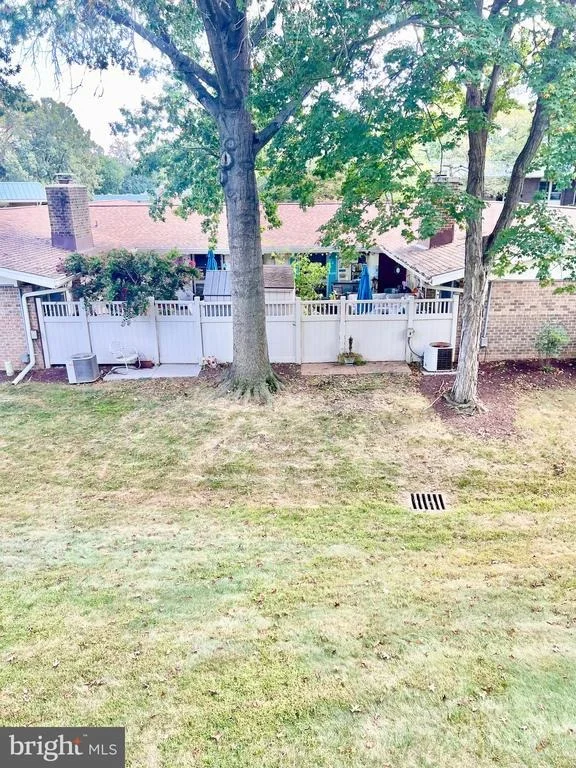 Photo of Unit 732B at 3398 GLENEAGLES DRIVE