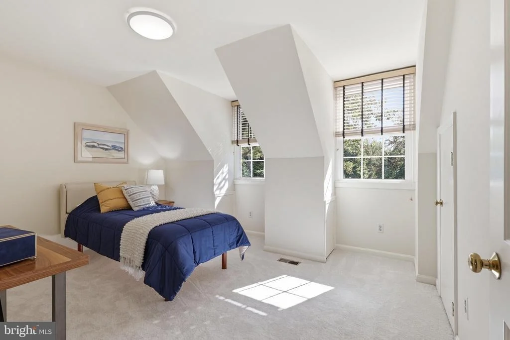 Photo of 11800 BRIAR MILL LANE