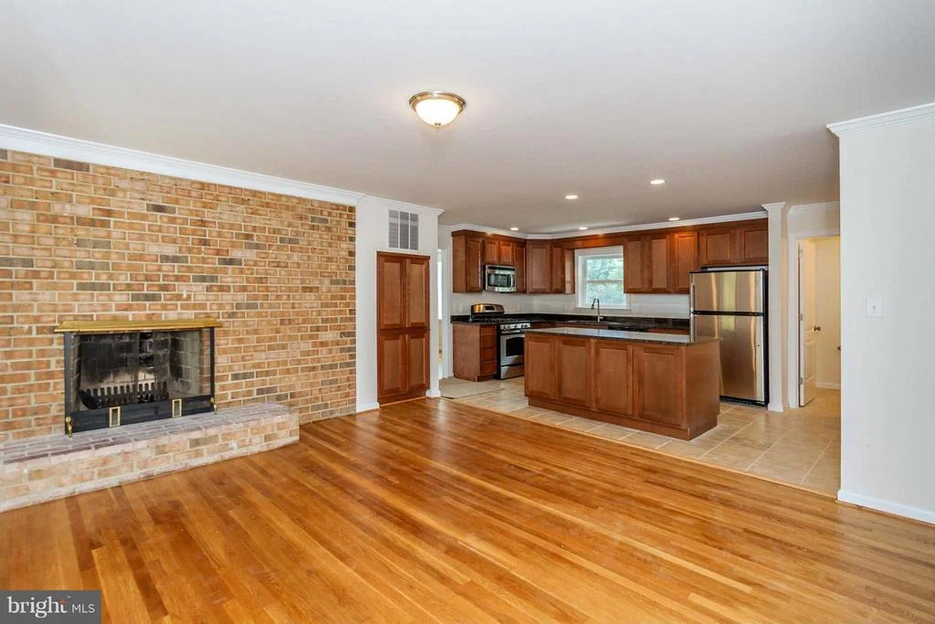 Photo of 3905 QUEEN MARY DRIVE