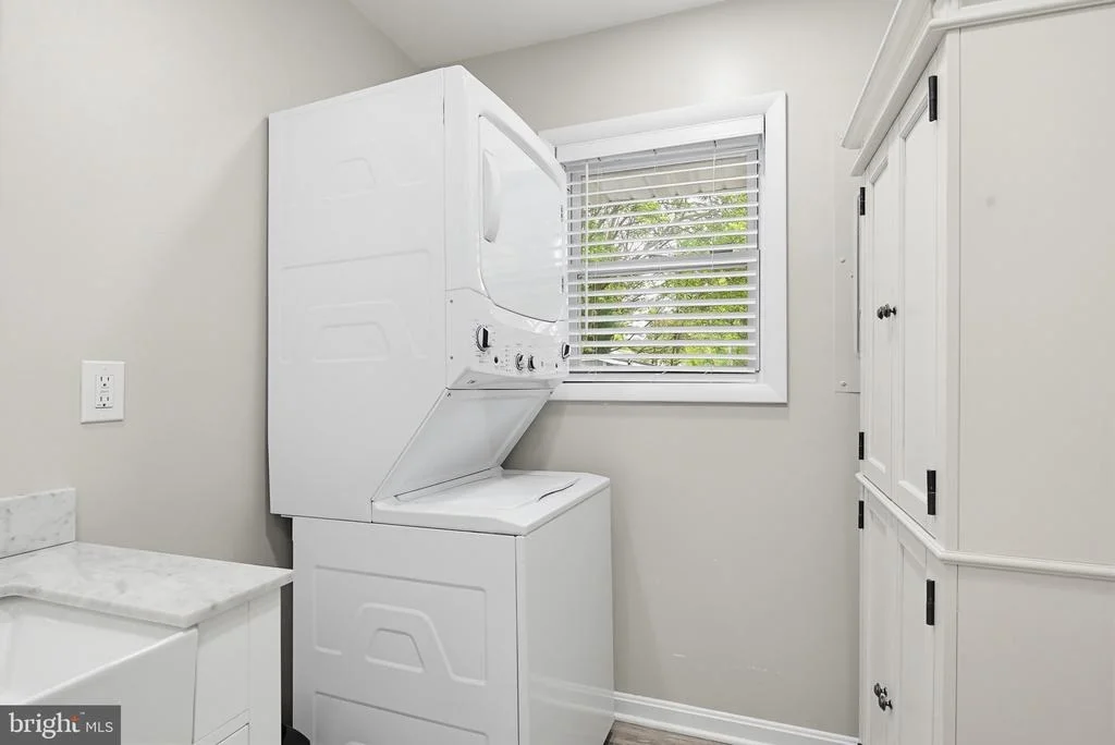 Photo of 3893 COTTER DRIVE