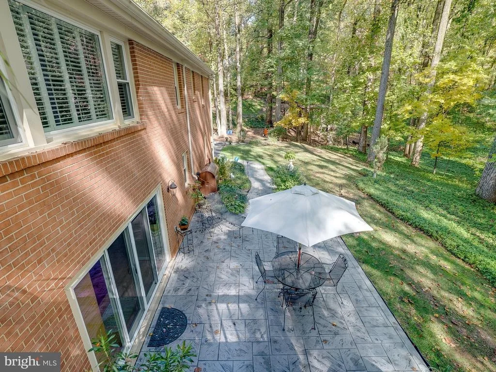 Photo of 17509 SKYLINE DRIVE