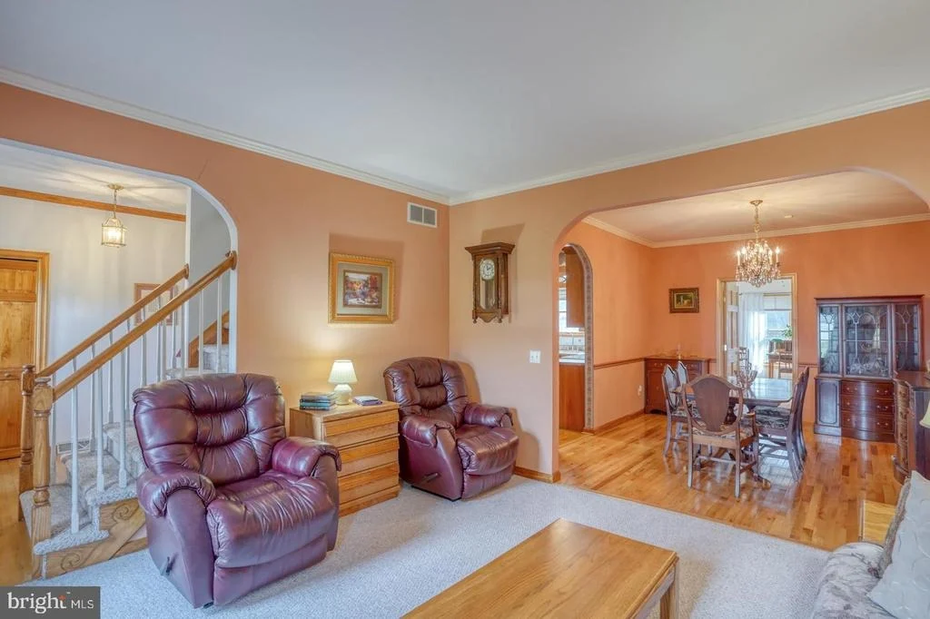 Photo of 312 SPRINGFIELD WAY