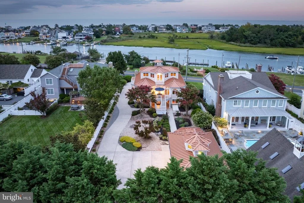 Photo of 632 PILOTTOWN ROAD