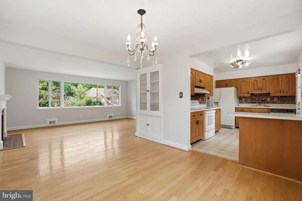 Photo of 7005 RALEIGH ROAD