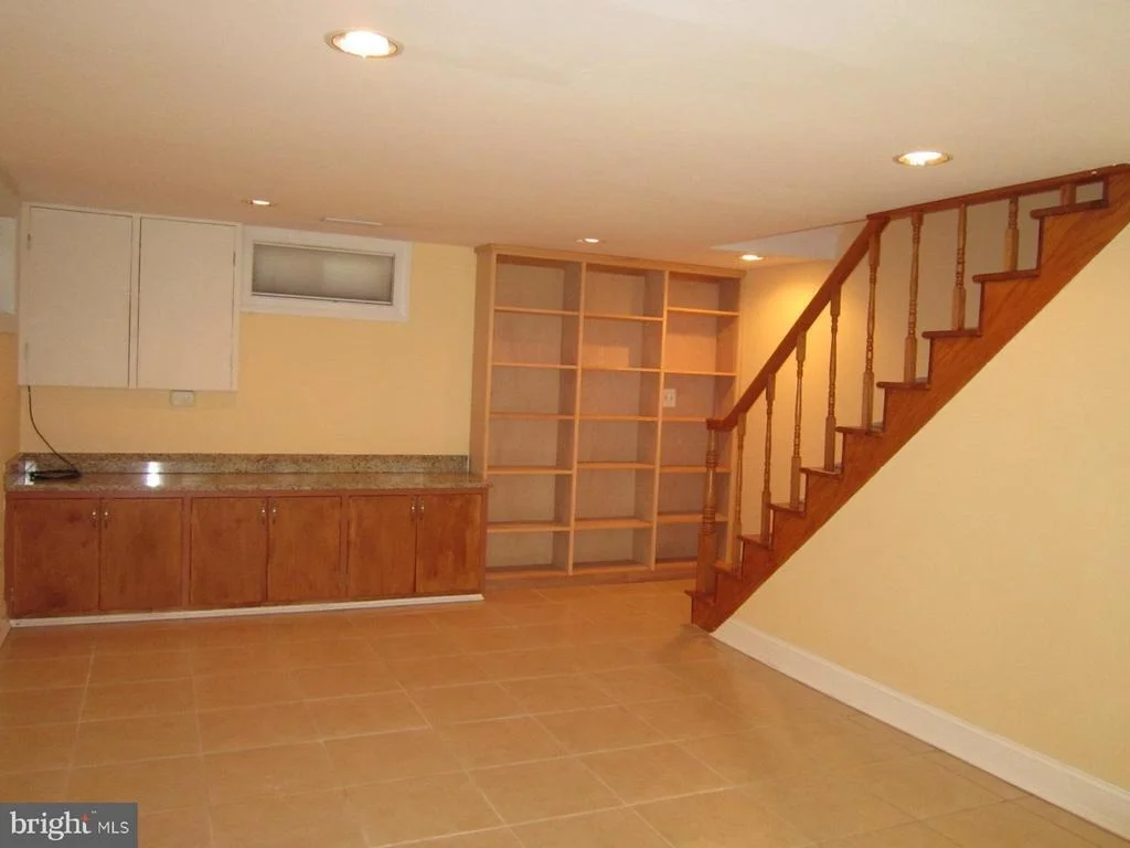 Photo of 9103 KINGSBURY DRIVE