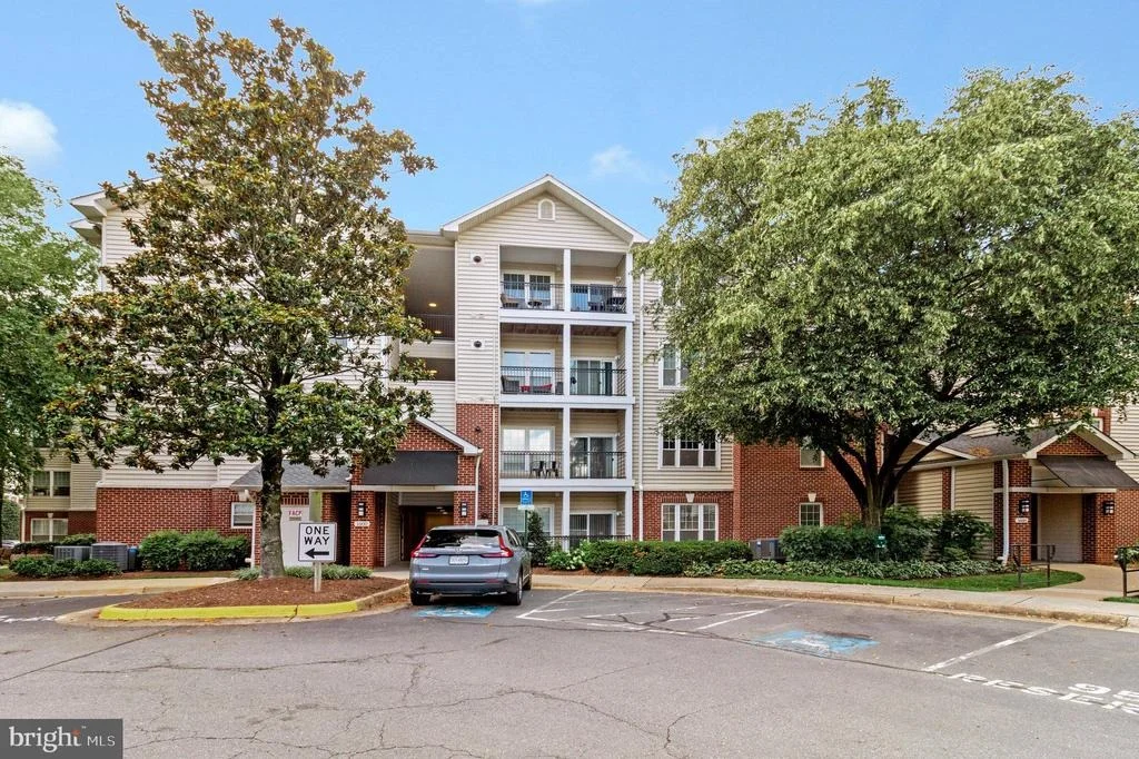 Photo of Unit 2202 at 1600 SPRING GATE DRIVE