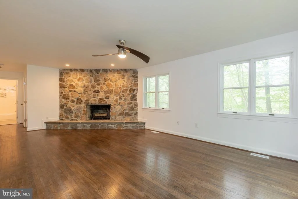 Photo of 2240 GREENVALLEY DRIVE